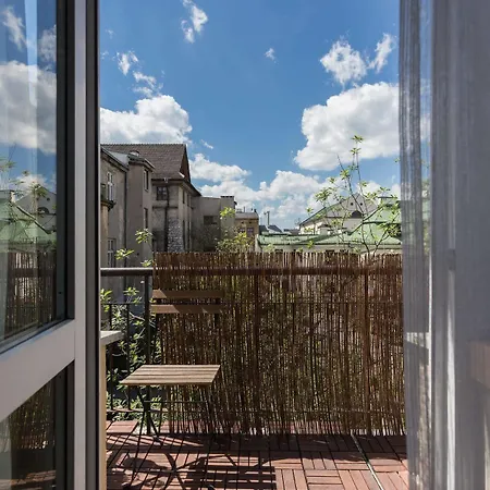 Inpoint Old Town Szeroka Apartman *